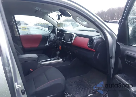 2022 Toyota Tacoma Sr5 V6 из США, поврежденный, VIN 3TYDZ5BN5NT011114